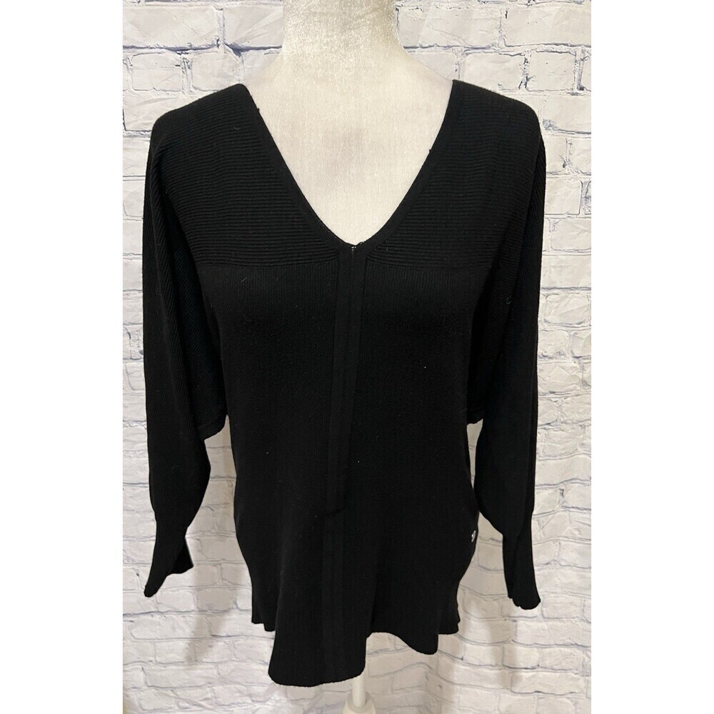 ATHLEISURE BY SIONI Contemporary Long Sleeve Ribbed Black Sweater Medium